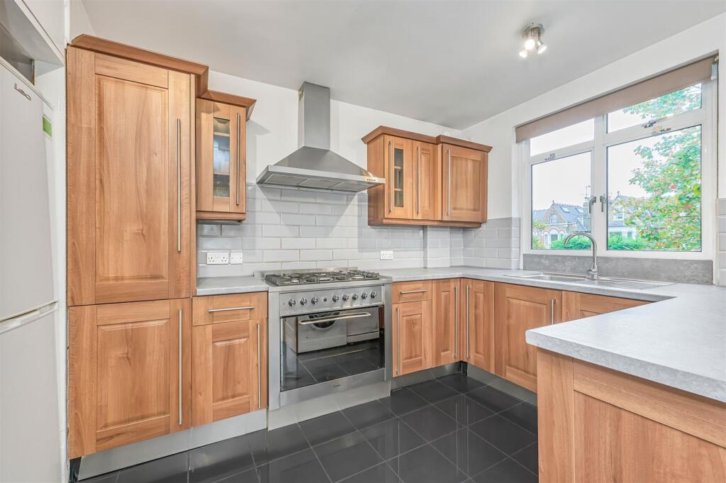 Main image of property: Castelnau, Barnes, London, SW13