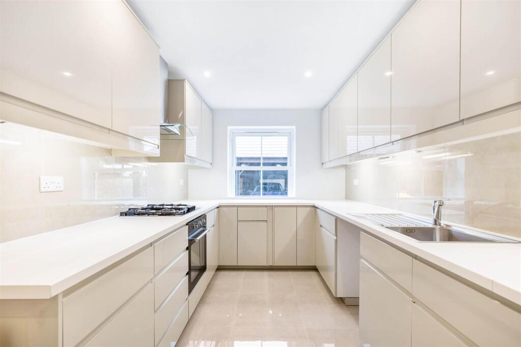 Main image of property: Fielding Mews, London