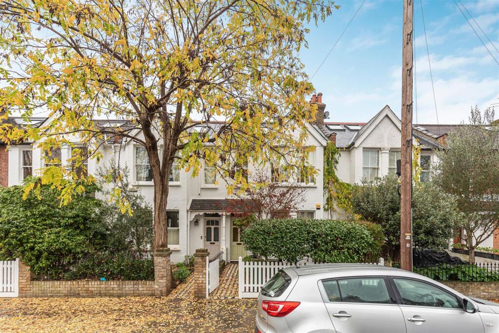 Main image of property: Ashleigh Road, London