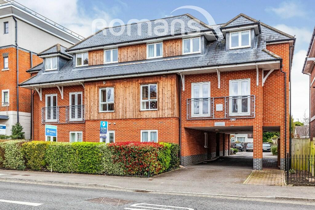 2 bedroom apartment for rent in Bridge Avenue, SL6