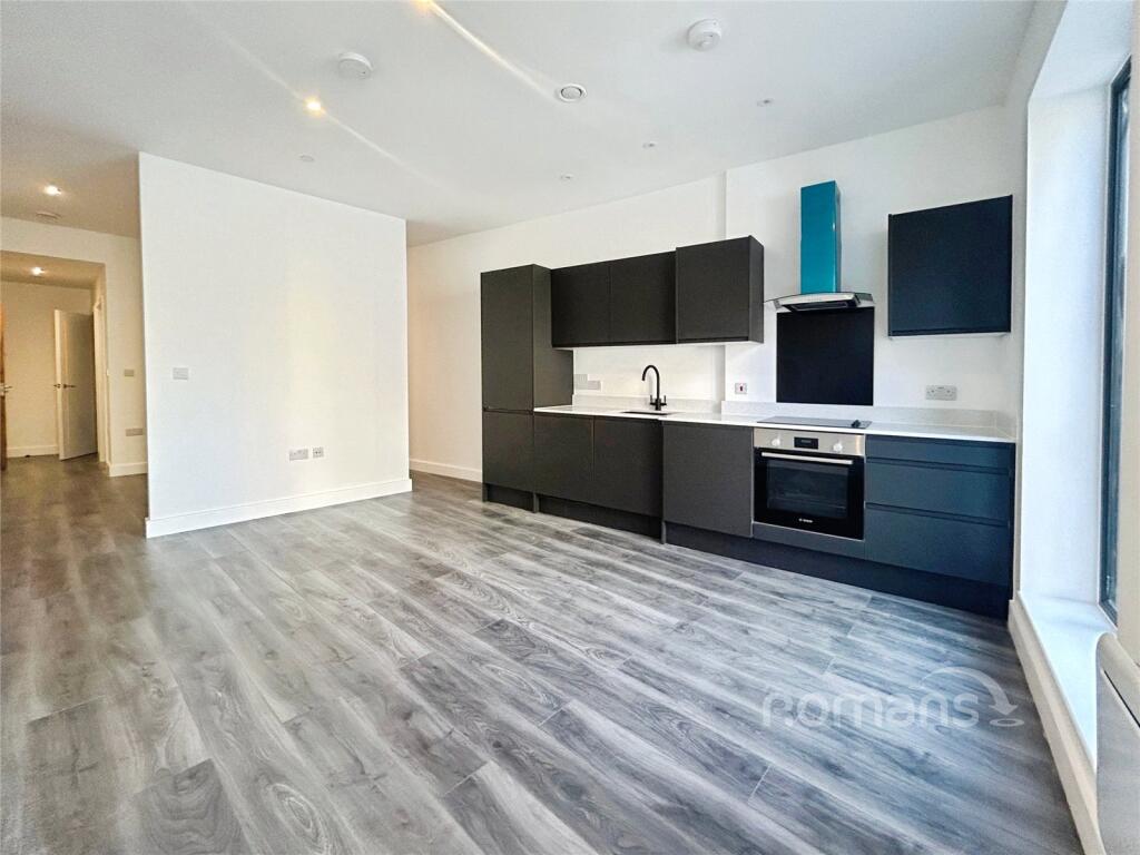 Main image of property: West Street Place, West Street, Maidenhead, SL6