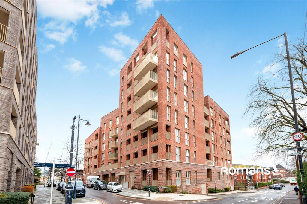 Main image of property: St. Ives Road, Maidenhead, Berkshire, SL6