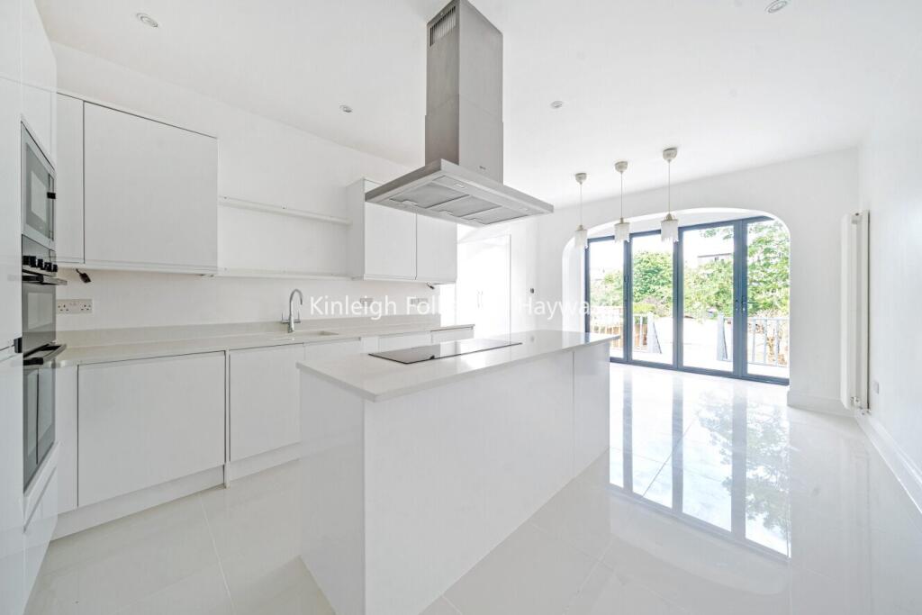 Main image of property: Princes Gardens, London, W5