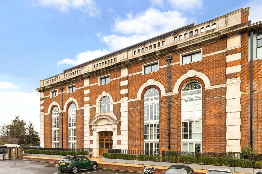 Main image of property: Bazalgette Court, Great West Road, London, W6