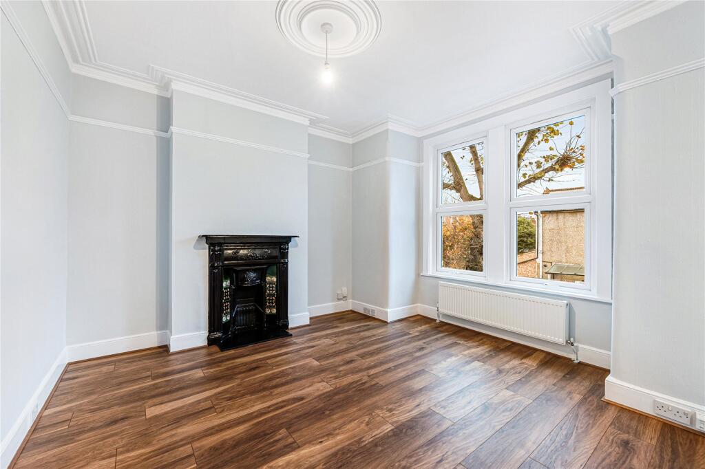 Main image of property: Temple Road, London, W5