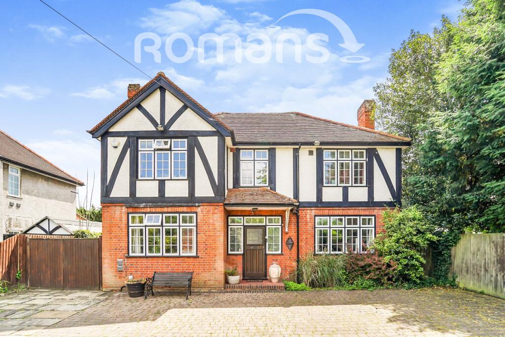 Main image of property: London Road, Datchet, SL3