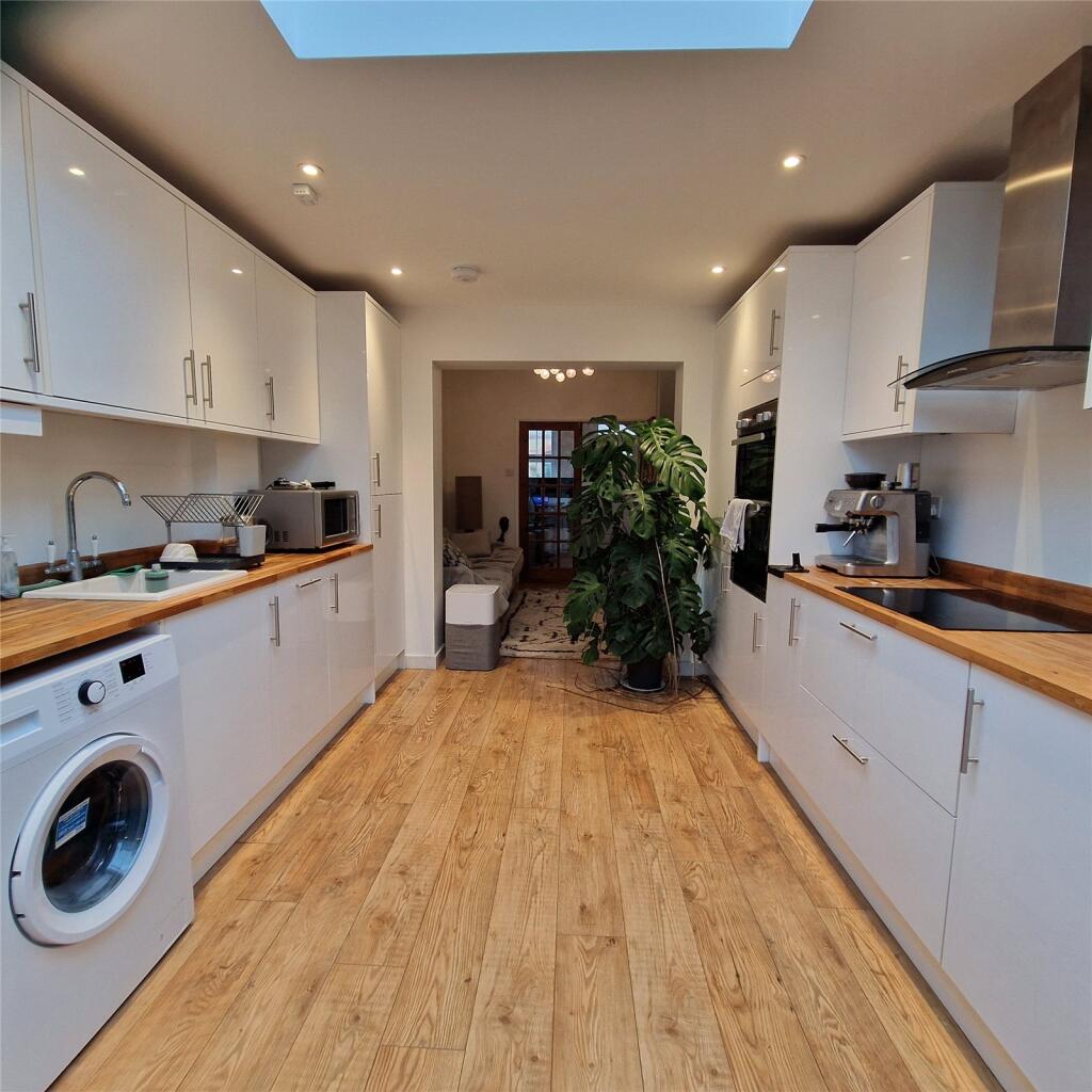 Main image of property: Duke Street, Windsor, SL4