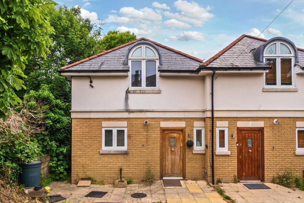 Main image of property: Manor Road, South Norwood, London, SE25