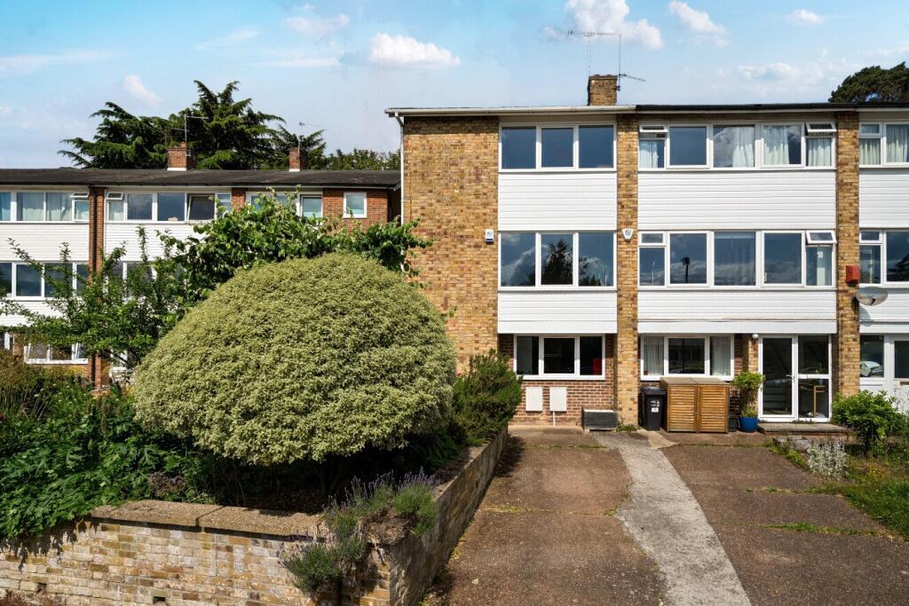 Main image of property: Summit Way, Crystal Palace, London, SE19