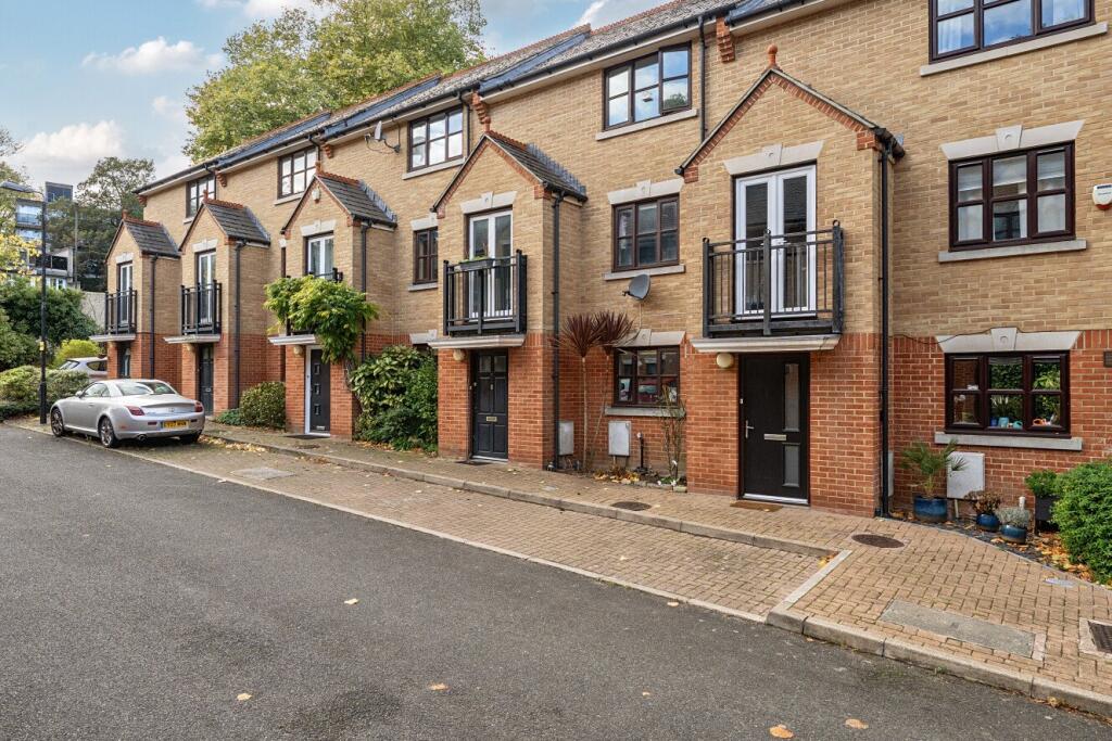 Main image of property: New Green Place, Crystal Palace, London, SE19