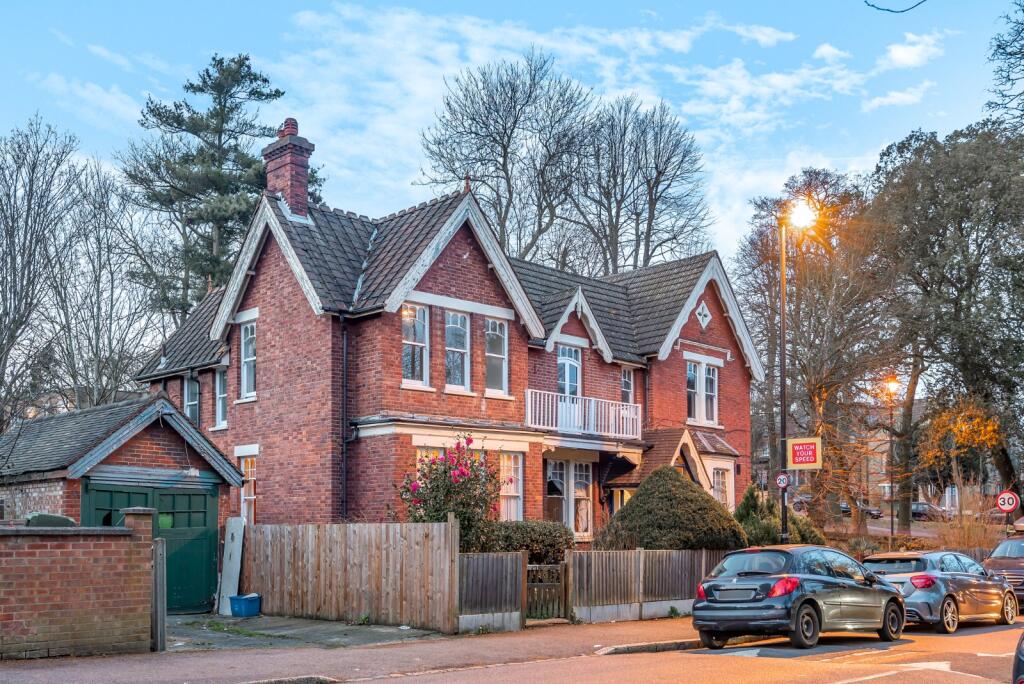 Main image of property: Auckland Road, London, SE19