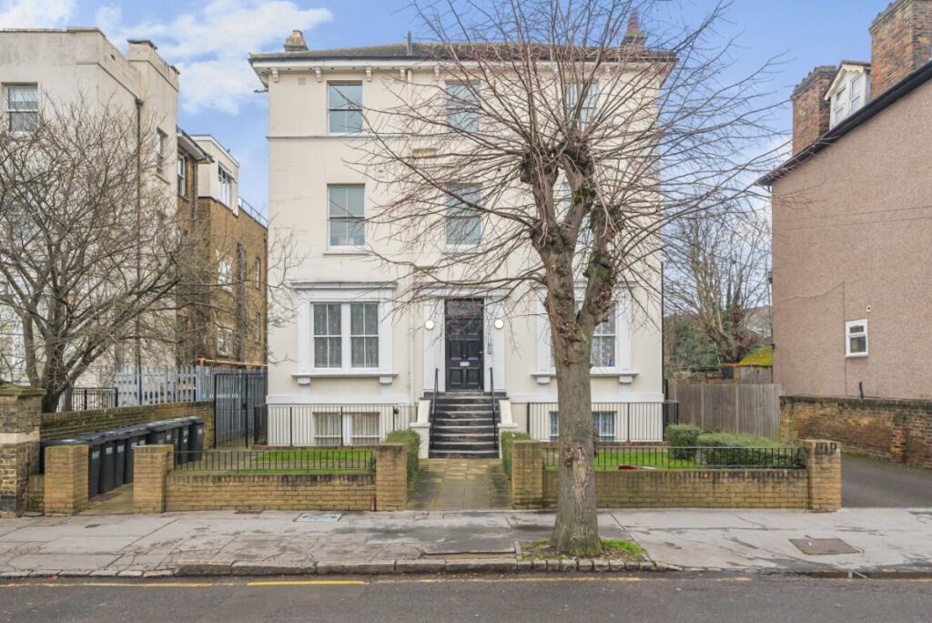 Main image of property: Lennard Road, Croydon, CR0
