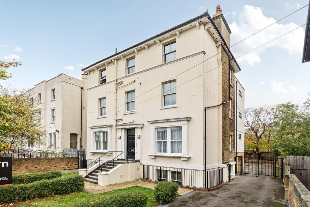 Main image of property: Lennard Road, Croydon, London, CR0