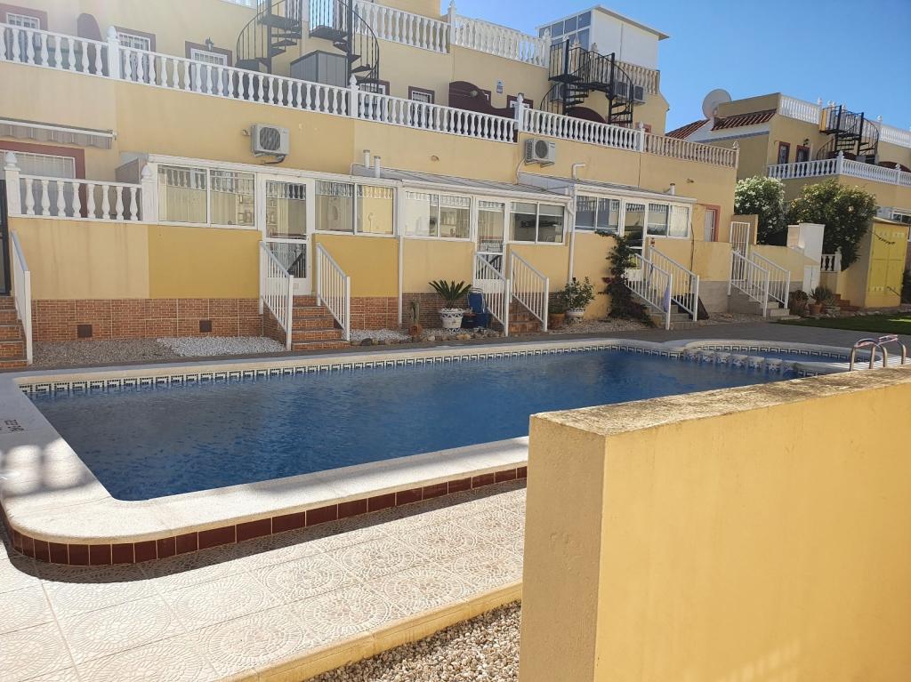 3 bedroom town house for sale in Algorfa, Spain