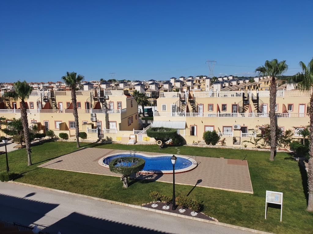 3 bedroom town house for sale in Algorfa, Spain
