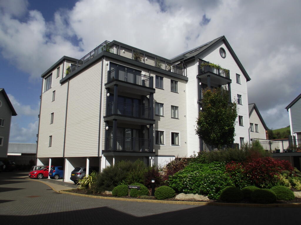 Main image of property: Wadebridge