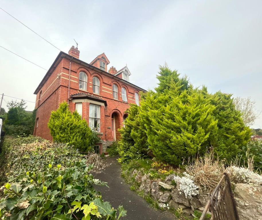 5 bedroom semidetached house for sale in Kington, Herefordshire, HR5