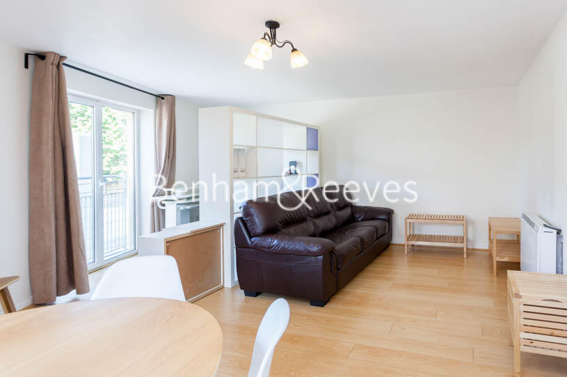 Main image of property: Garford Street , West ferry, E14
