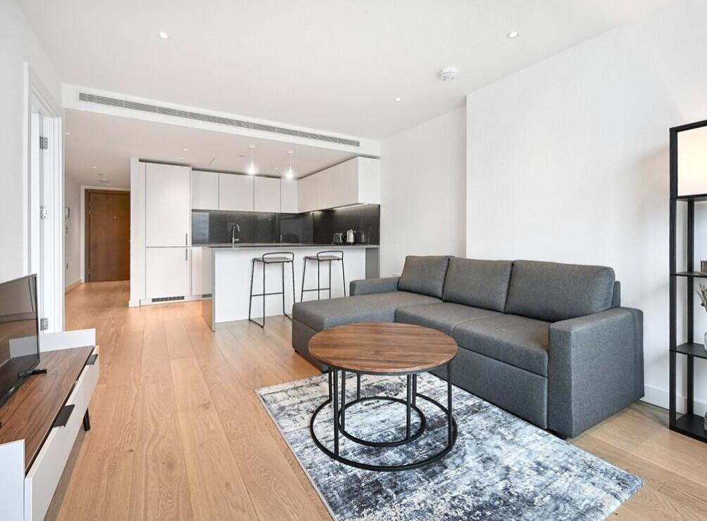 Main image of property: Landmark Pinnacle Marsh Wall, London, E14