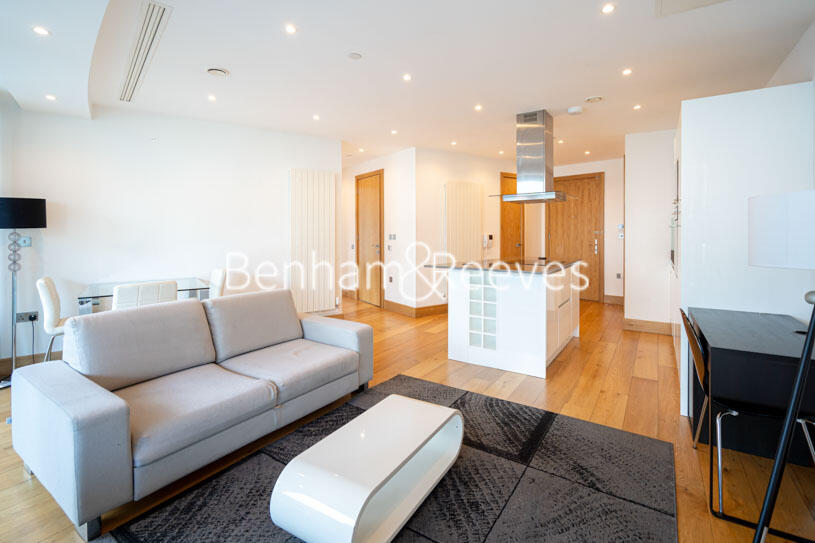Main image of property: Crossharbour Plaza, Canary Wharf, E14