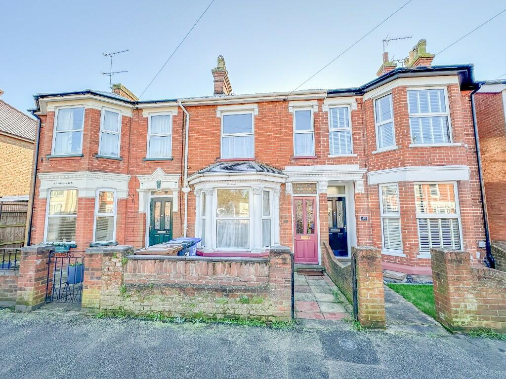 3 bedroom terraced house for sale in Rushmere Road, Ipswich, IP4
