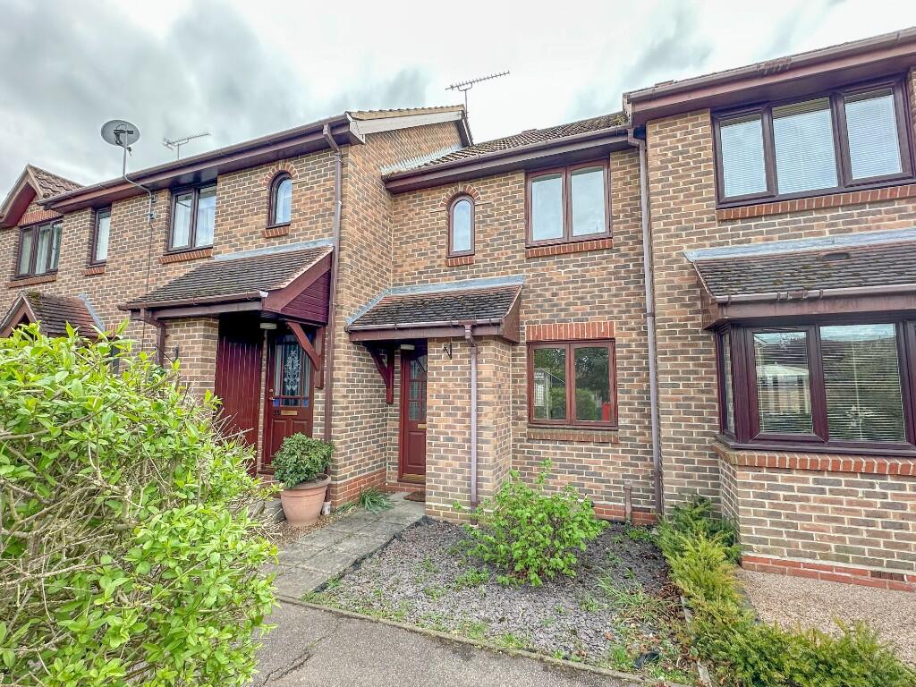 Main image of property: Yewtree Grove, IP5