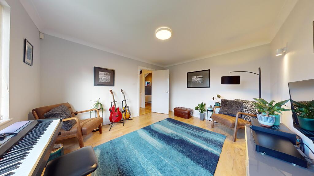 Additional property image - Llandinam Crescent, Cardiff