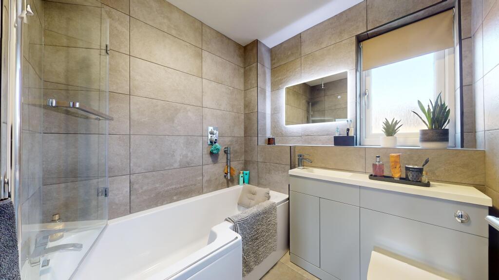 Additional property image - Llandinam Crescent, Cardiff