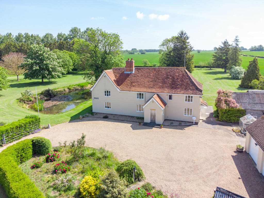 4 bedroom detached house for sale in Well Lane, Easthorpe, Colchester, CO5