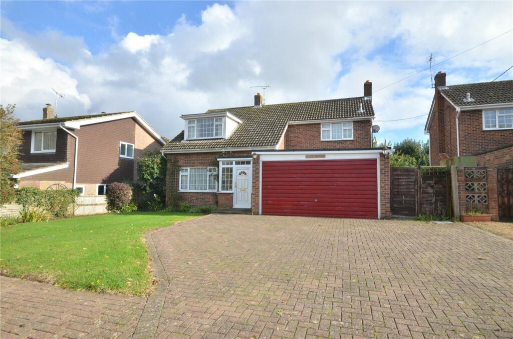 4 bedroom detached house for sale in Swan Street, Chappel, Colchester