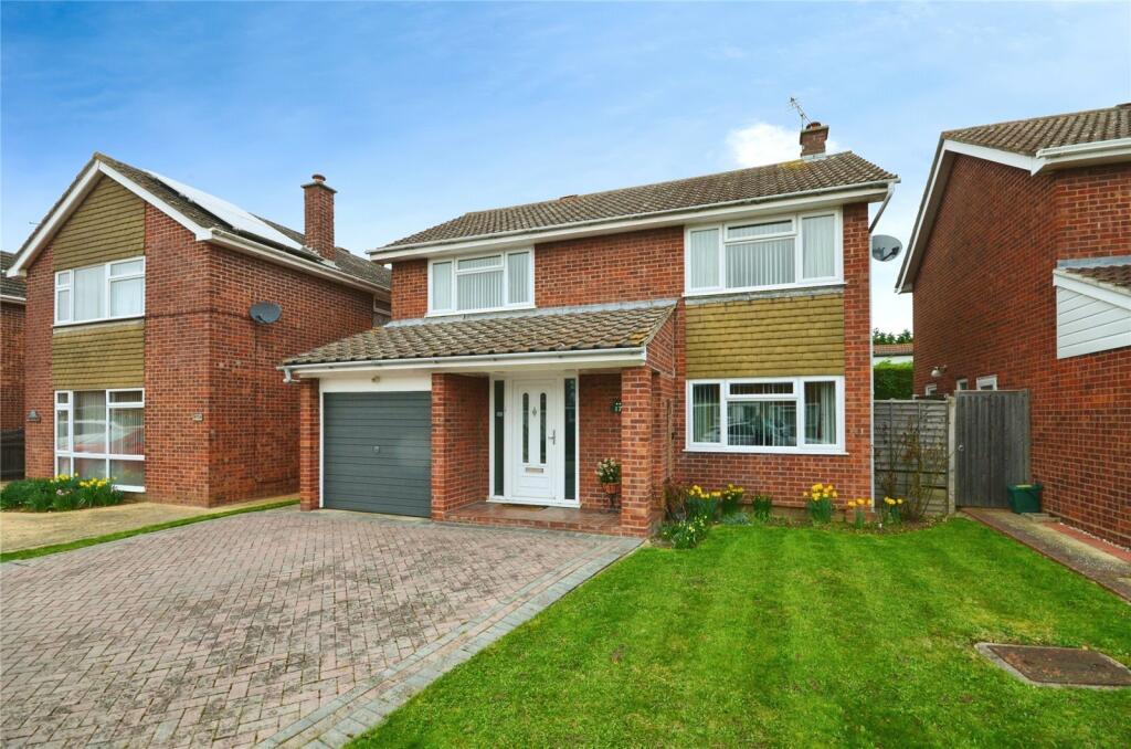 4 bedroom detached house for sale in Hawlmark End, Marks Tey