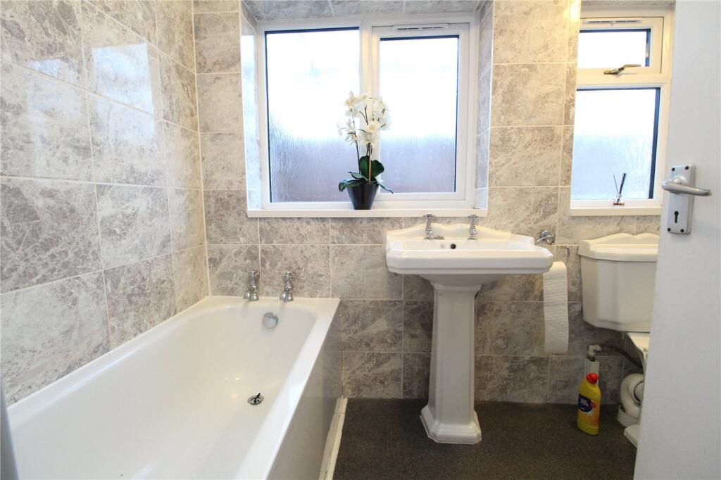 Additional property image - Thompson Avenue, Colchester, Essex, CO3