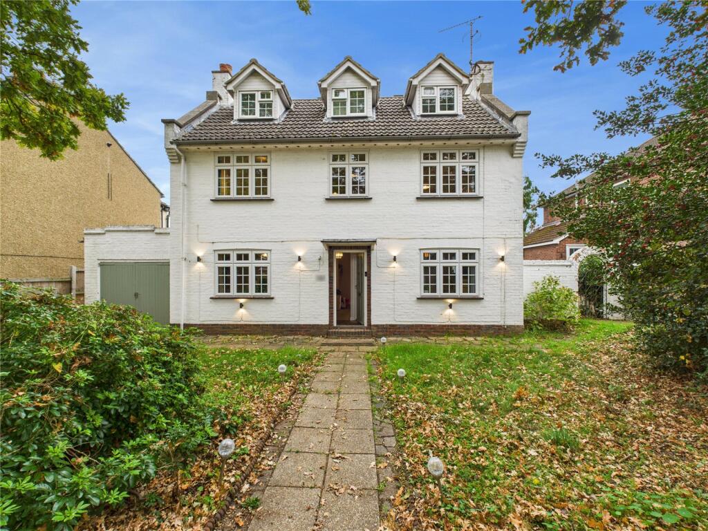 Main image of property: Straight Road, Colchester, Essex, CO3