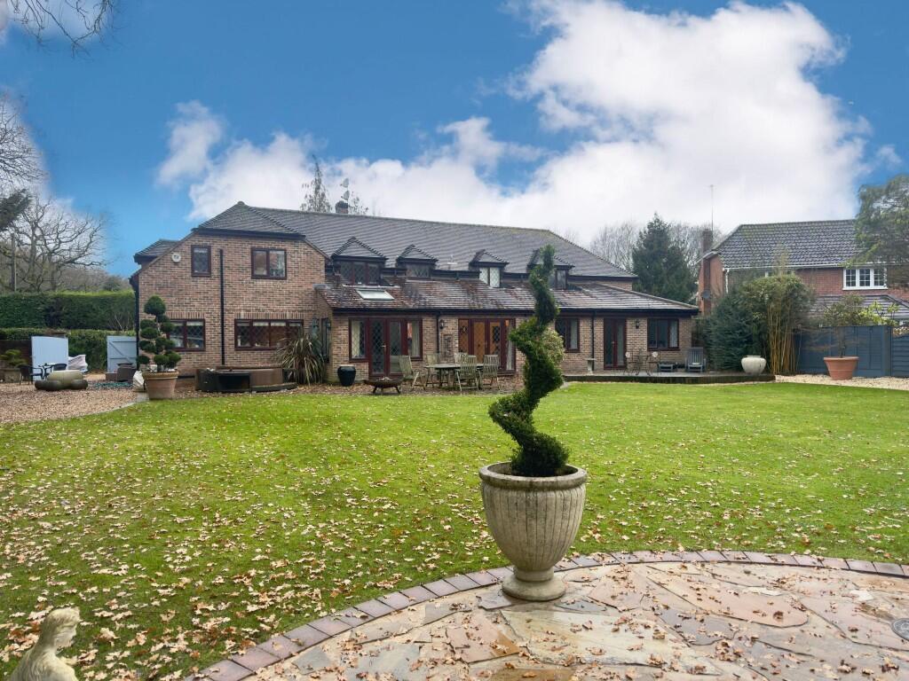 Main image of property: Merrydown Lane, Basingstoke, Hampshire, RG24