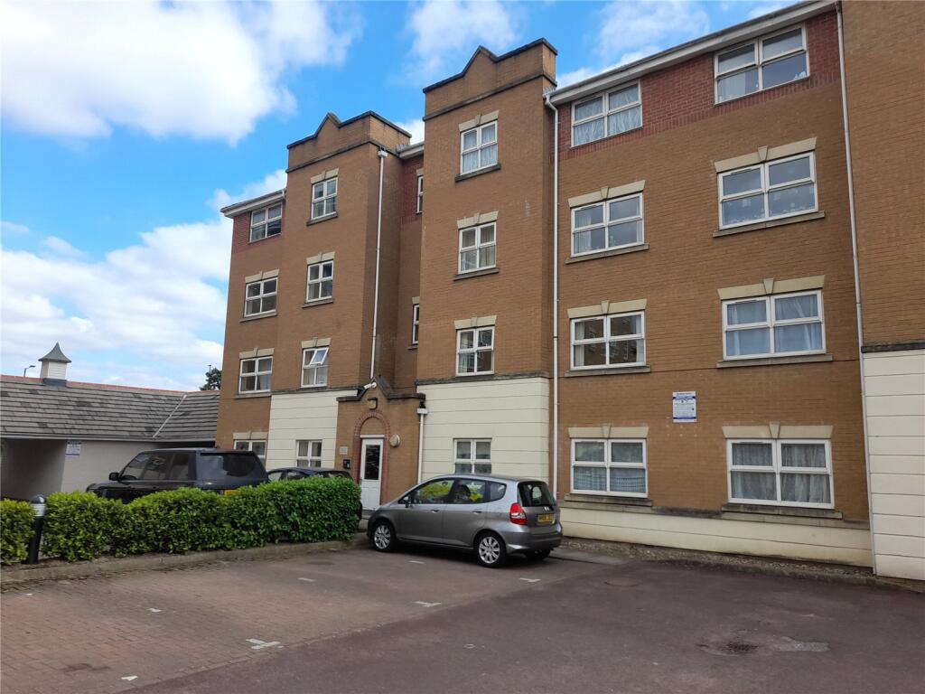 Main image of property: Pickfords Gardens, Slough, Berkshire, SL1