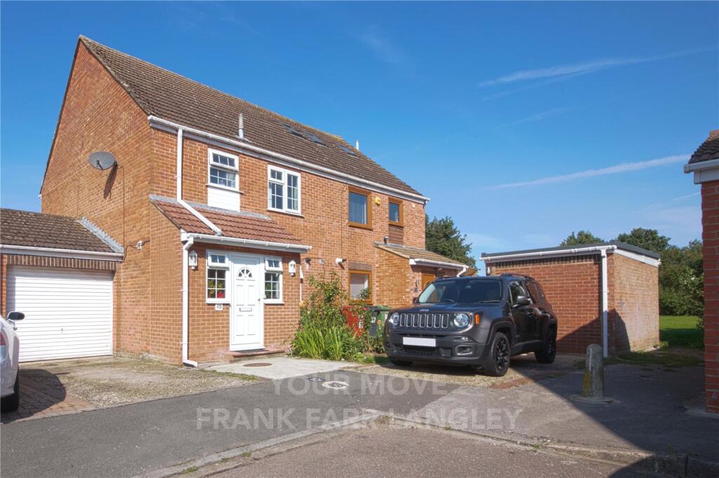 Main image of property: Rochfords Gardens, Slough, Berkshire, SL2