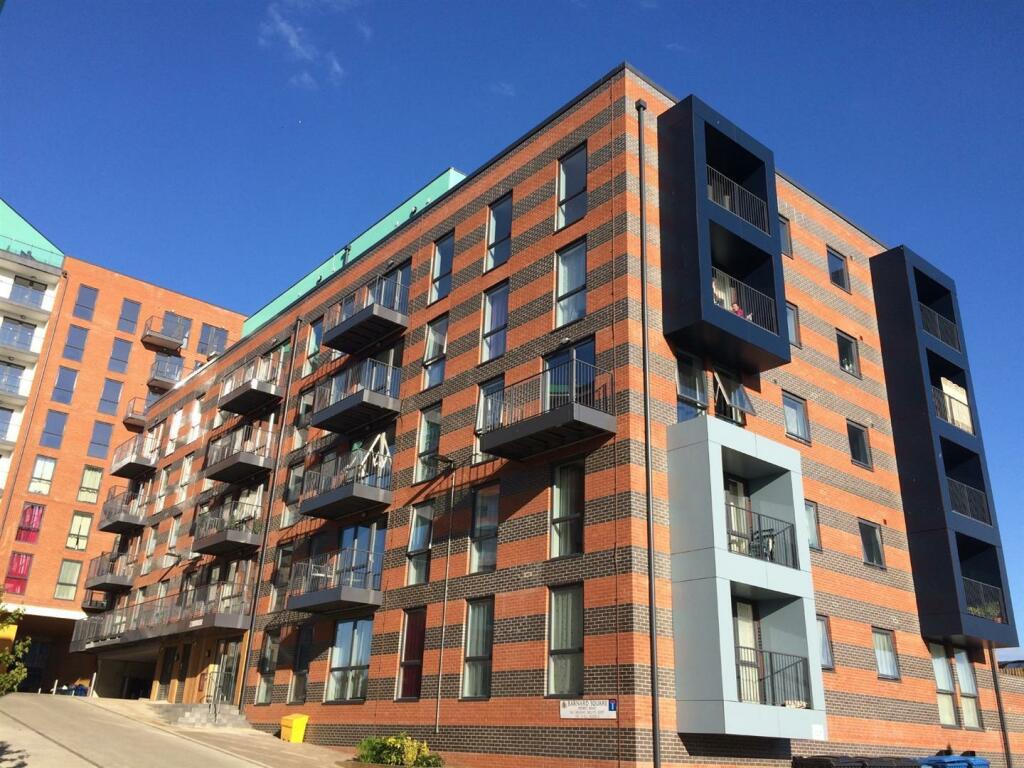 2 bedroom apartment for sale in Leven Court, Barnard Square, Ipswich IP2 8FE, IP2