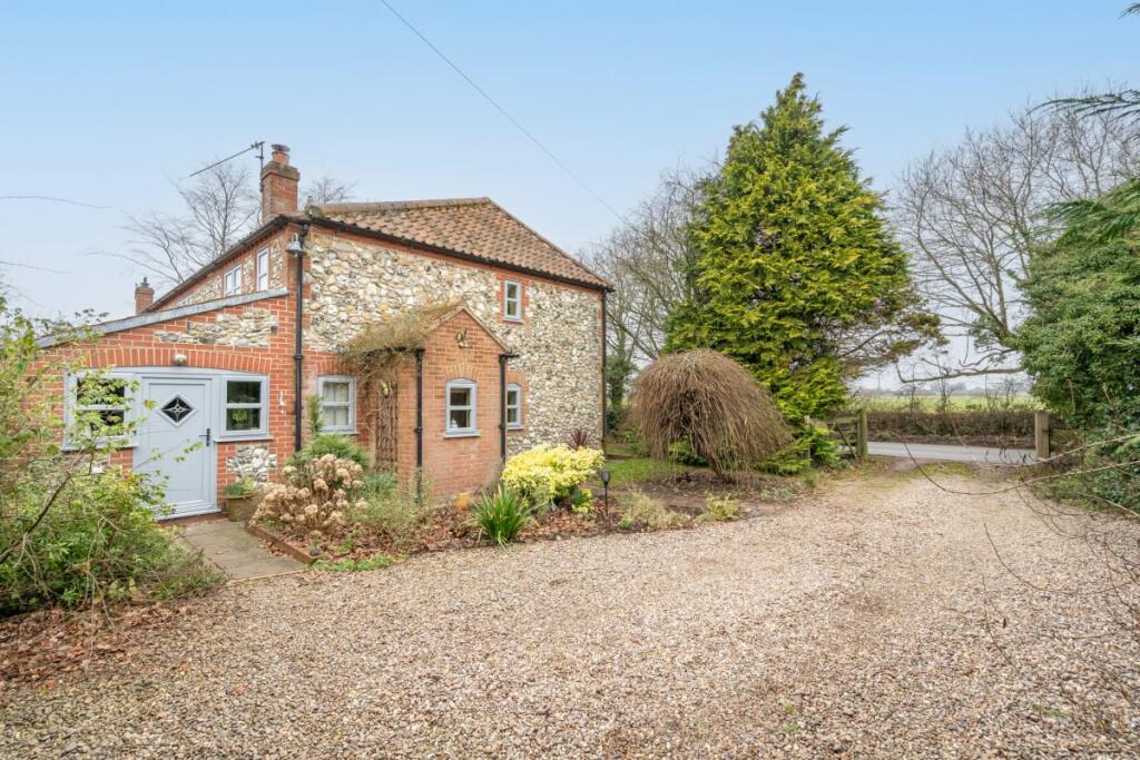 Main image of property: Buxton Road, Eastgate, Cawston, NR10