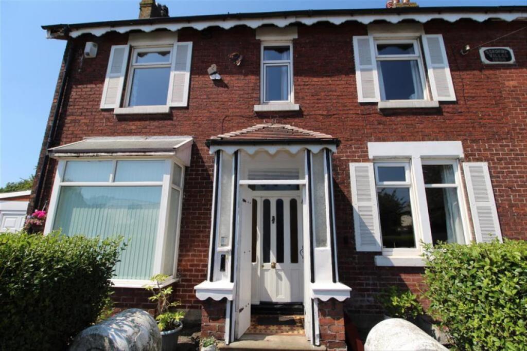 Main image of property: The Old House, Garstang Road, Preston, PR3