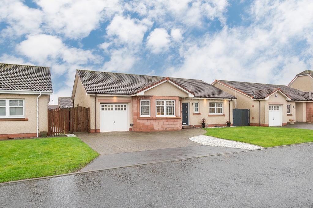 Main image of property: Kinellar Place, Thornton, Kirkcaldy, KY1