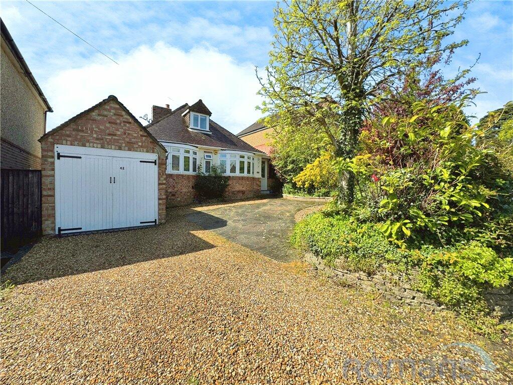 3 Bedroom Bungalow For Sale In Ayling Lane Aldershot Hampshire Gu11