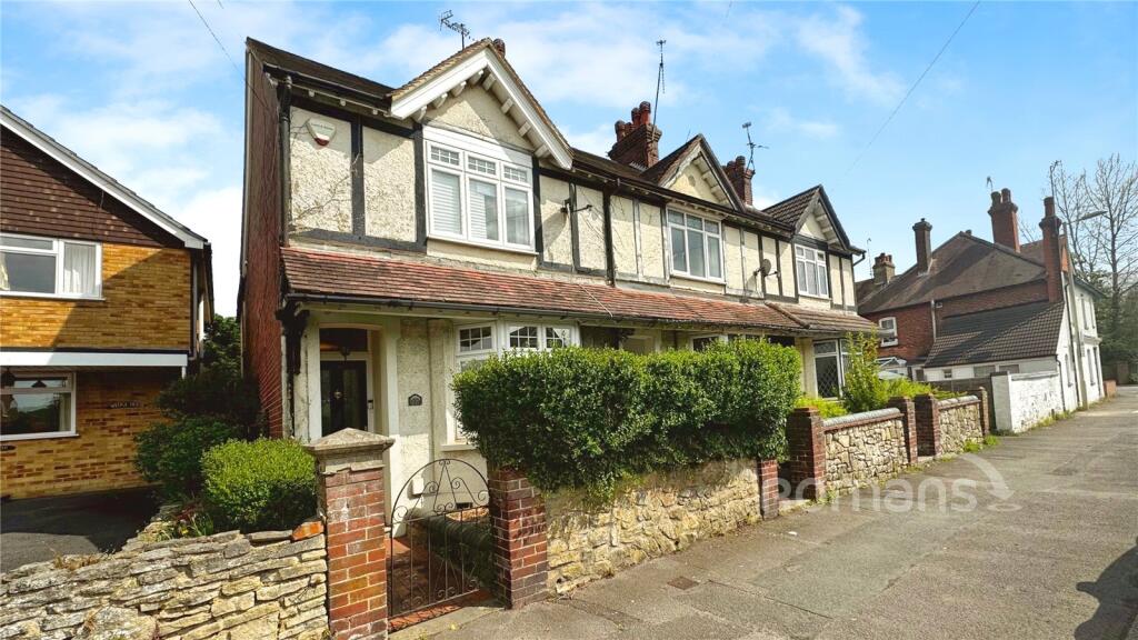 Main image of property: Weybourne Road, Aldershot, Hampshire