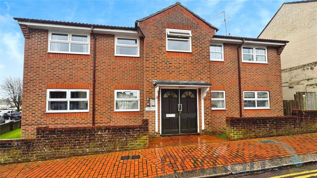Main image of property: Gordon Road, Aldershot, Hampshire