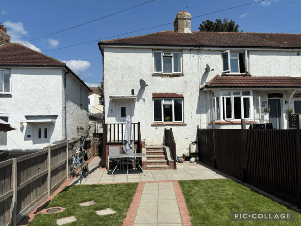 Main image of property: Crowmere Terrace, Bexhill on Sea, TN40