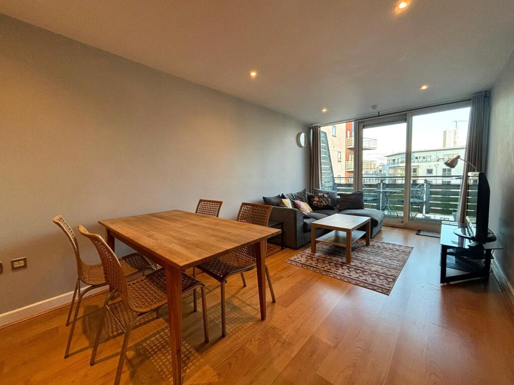 Main image of property: Canal Square, Birmingham, B16