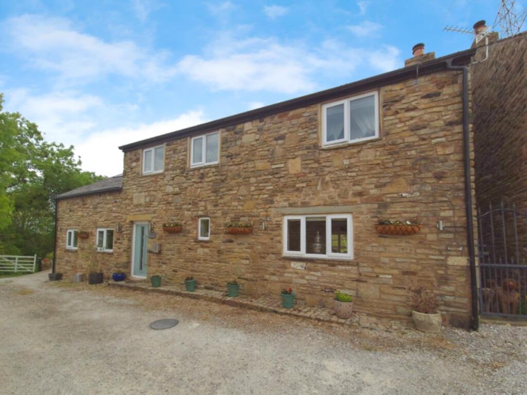 Main image of property: Sidebottom Fold, Stalybridge