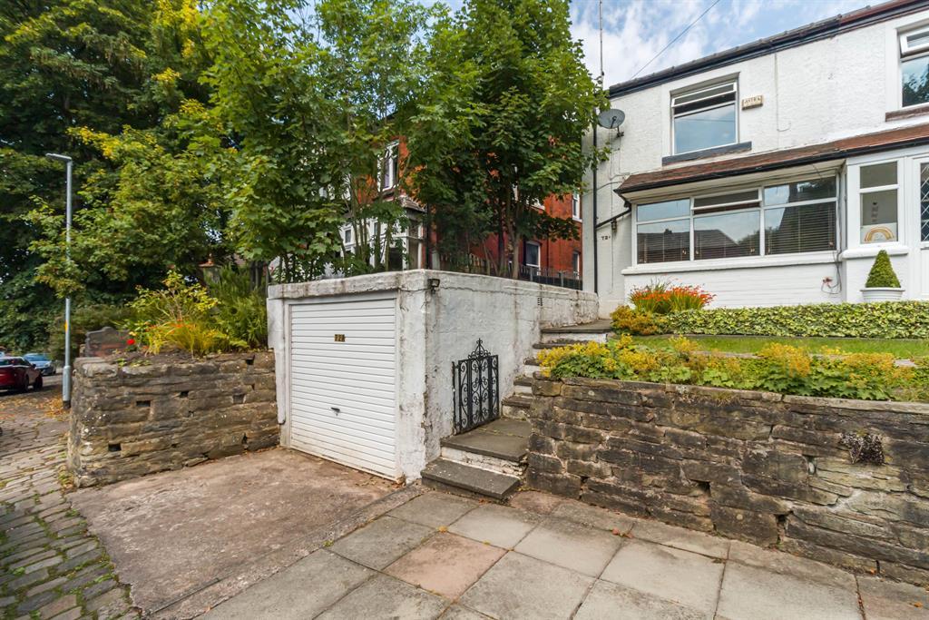 2 bedroom semidetached house for sale in Currier Lane, Ashtonunder