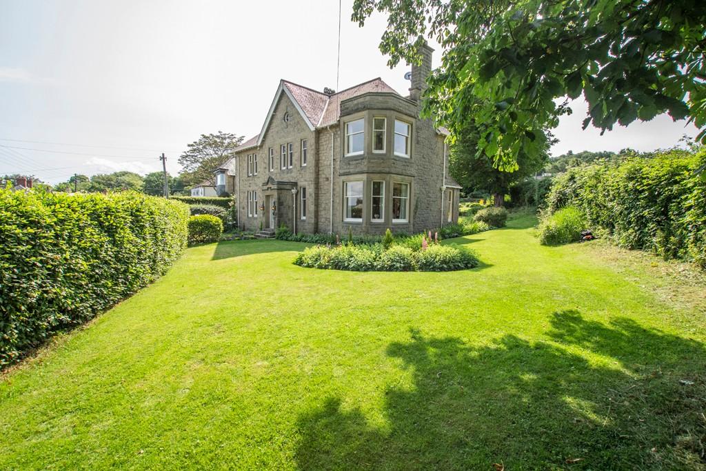 4 bedroom detached house for sale in Elvaston Drive, Hexham