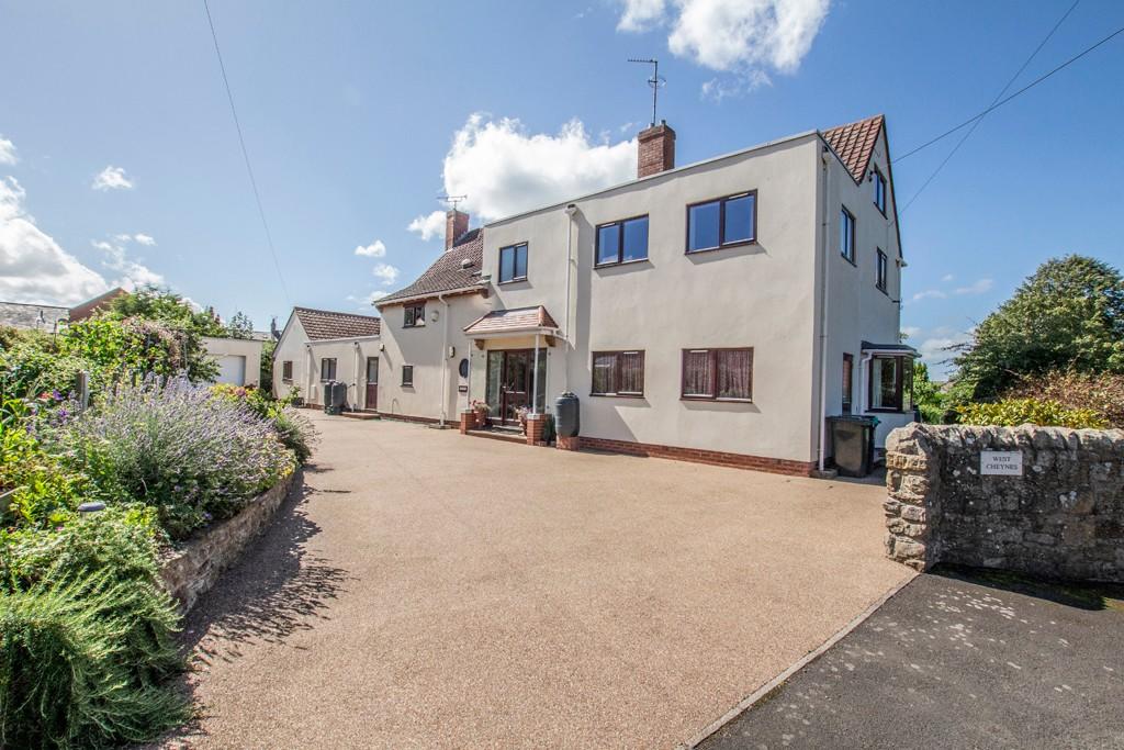 7 bedroom detached house for sale in Stagshaw Road, Corbridge