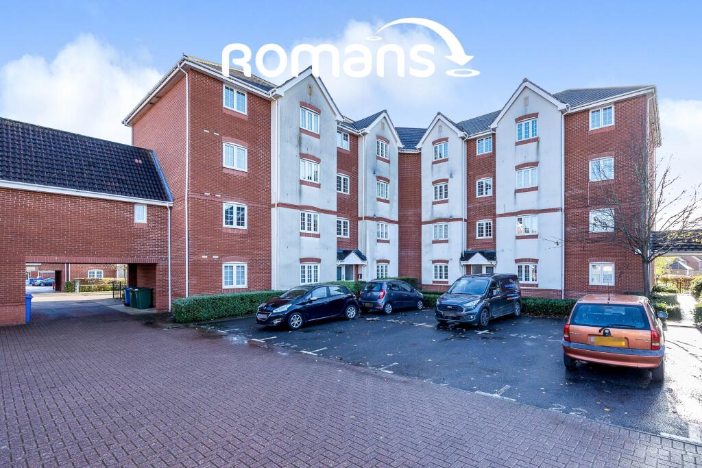 Main image of property: Woodland Walk, Aldershot, Hampshire, GU12